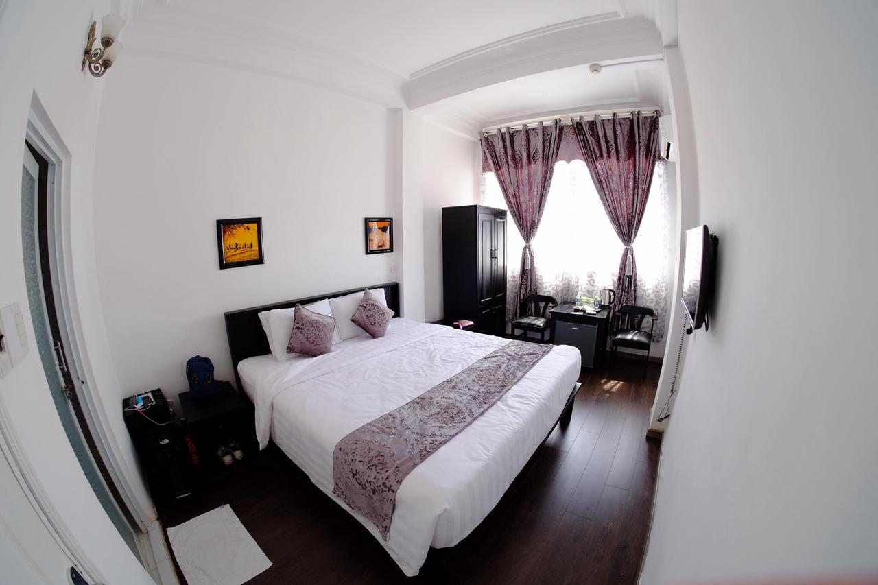 Evelyn Hotel Дананг Экстерьер фото